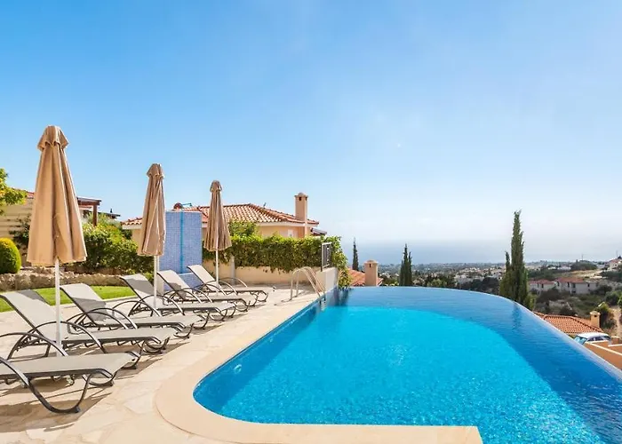 Resitour - Perneri Four Bedroom *