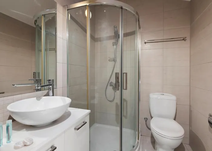 Resitour - Perneri Four Bedroom *