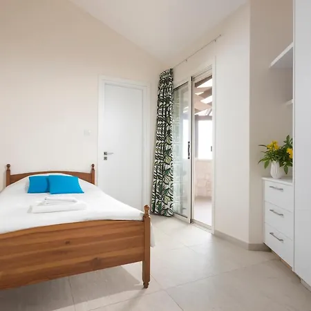 Resitour - Perneri Four Bedroom *